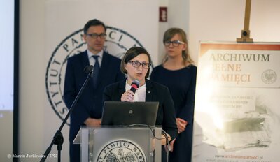 Dyrektor Archiwum IPN Marzena Kruk. Fot. Marcin Jurkiewicz (IPN)