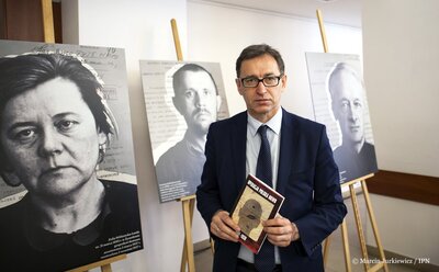 Prezes IPN dr Jarosław Szarek