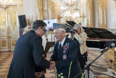 Uroczystość wręczenia nagród "Kustosz Pamięci Narodowej" – 26.05.17 (Fot. Marcin Jurkiewicz/IPN)