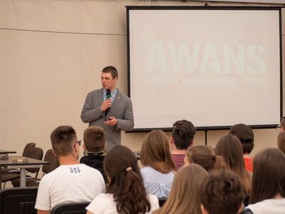 Karol Madaj, autor gry „Awans”, przedstawia historię powstania gry