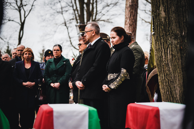 Ceremonia pogrzebowa trzech żołnierzy armii węgierskiej poległych w walkach z Armią Czerwoną – fot. MN/BUWiM