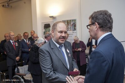 Uroczystość wręczenia odznaczeń państwowych – Warszawa, 13 czerwca 2017. Fot. Marcin Jurkiewicz (IPN)