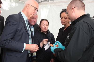 Wizyta na „Łączce”. Fot. Piotr Życieński