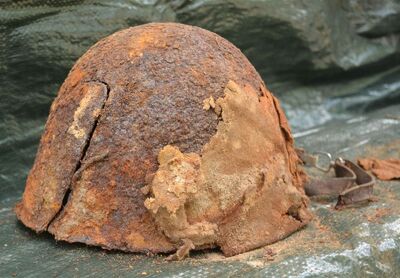 Dobrzyków – hełm wojskowy