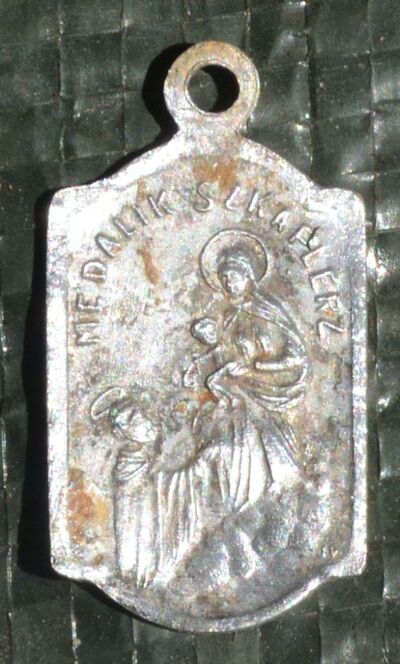 Dobrzyków – medalik szkaplerz
