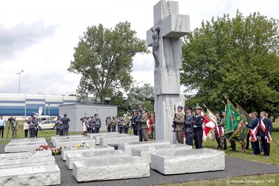 Uroczystości na Skwerze Wołyńskim w Warszawie – Warszawa, 11 lipca 2017. Fot. Marcin Jurkiewicz (IPN)