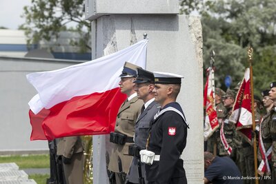Uroczystości na Skwerze Wołyńskim w Warszawie – Warszawa, 11 lipca 2017. Fot. Marcin Jurkiewicz (IPN)