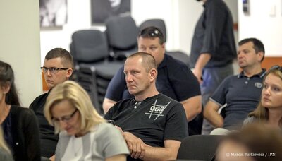 Konferencja prasowa podsumowująca ostatni etap poszukiwań ofiar komunizmu na „Łączce”. Fot. Marcin Jurkiewicz (IPN)