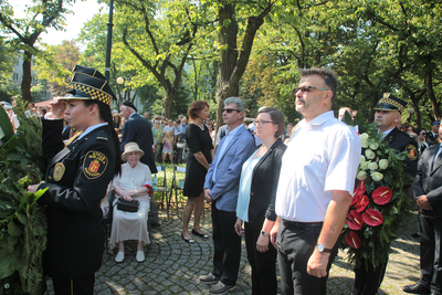Uroczystości przy pomniku „Mokotów Walczący 1944”. Fot. Piotr Życieński (IPN)