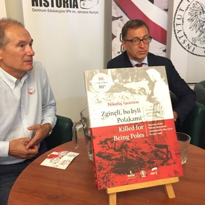 Dyskusja wokół książki Nikołaja Iwanowa „Zginęli, bo byli Polakami. Koszmar »operacji polskiej« NKWD 1937–38”. Fot. Adam Narewski