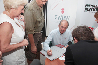 Dyskusja wokół książki Nikołaja Iwanowa „Zginęli, bo byli Polakami. Koszmar »operacji polskiej« NKWD 1937–38”. Fot. Piotr Życieński