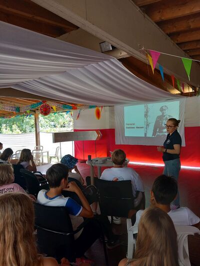 Warsztaty archiwalne dla polskich uczniów w Belgii – Comblain-la-Tour, 11–12 lipca 2023