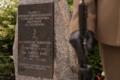 Uroczystość „Energetycy w Powstaniu” przy dawnej Elektrowni Warszawskiej – Warszawa, 1 sierpnia 2023. Fot. Mikołaj Bujak (IPN)