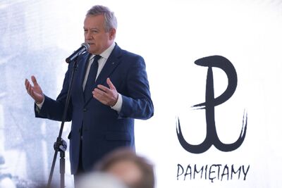 Uroczystość „Energetycy w Powstaniu” przy dawnej Elektrowni Warszawskiej – Warszawa, 1 sierpnia 2023. Fot. Mikołaj Bujak (IPN)
