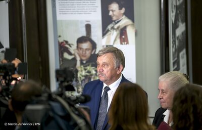 Brat bł. ks. Jerzego Popiełuszki, Józef Popiełuszko – Senat RP, 21 września 2017. Fot. Marcin Jurkiewicz / IPN