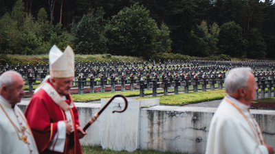 Upamiętnienie ofiar egzekucji w Puszczy Kampinoskiej – fot. MN/BUWiM
