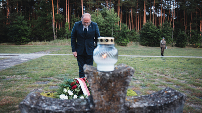 Upamiętnienie ofiar egzekucji w Puszczy Kampinoskiej – fot. MN/BUWiM