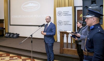 Gala finałowa konkursu „Policjanci w służbie historii” – wiceprezes IPN dr Mateusz Szpytma. Fot. Marcin Jurkiewicz/IPN