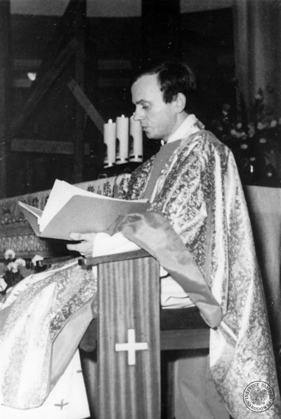 ks. Jerzy Popiełuszko. Fot. AIPN