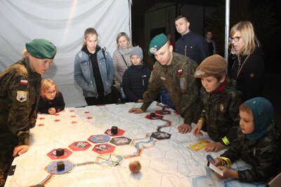 IPN podczas 8. Nocy w Instytucie Lotnictwa