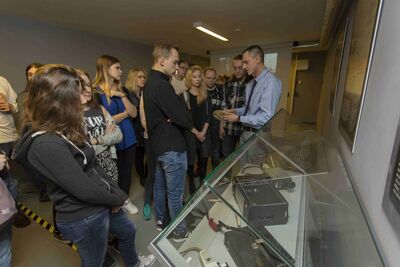 Spotkanie z dokumentem w Archiwum IPN. Fot. Katarzyna Adamów/ IPN