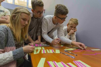 Spotkanie z dokumentem w Archiwum IPN. Fot. Katarzyna Adamów/ IPN