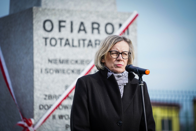 Pomnik w hołdzie Ofiarom totalitaryzmu – fot. MN/BUWiM