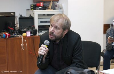 Konferencja prasowa w sprawie okoliczności śmierci Piotra Bartoszcze – 26 października 2017. Fot. Marcin Jurkiewicz / IPN