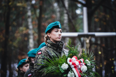 Uroczysty pogrzeb szczątków nieznanych z imienia i nazwiska żołnierzy Wojska Polskiego – fot. MN/BUWiM