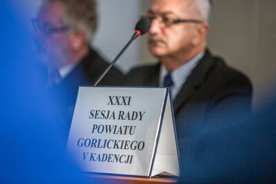 Starostwo Powiatowe w Gorlicach – Uroczystość wręczenia Krzyży Komandorskich Orderu Odrodzenia Polski. Fot. Sławomir Kasper (IPN)