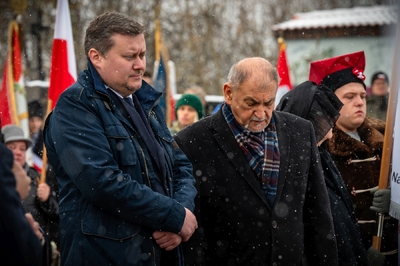 Odsłonięcie grobu powstańca styczniowego ppor. Jakuba Śliża – Żywiec, 25 listopada 2023. Fot.: IPN K. Łojko