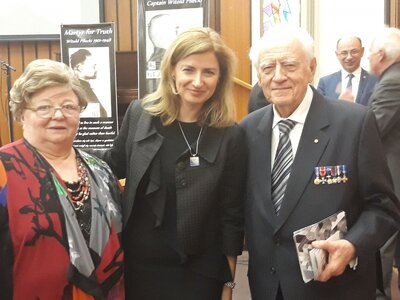 Delegacja IPN na otwarciu wystawy o rotmistrzu Pileckim w Melbourne (Australia) – 5 listopada 2017