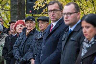 Odsłonięcie tablicy wdzięczności wobec władz i mieszkańców księstwa Kolhapur w Indiach – Warszawa, 10 listopada 2017. Fot. Sławomir Kasper (IPN)