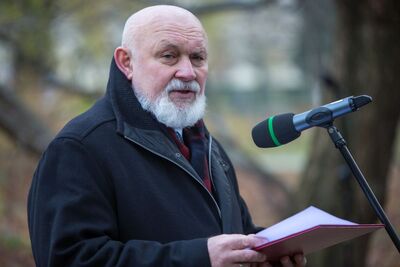 Odsłonięcie tablicy wdzięczności wobec władz i mieszkańców księstwa Kolhapur w Indiach – Warszawa, 10 listopada 2017. Fot. Sławomir Kasper (IPN)