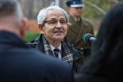 Odsłonięcie tablicy wdzięczności wobec władz i mieszkańców księstwa Kolhapur w Indiach – Warszawa, 10 listopada 2017. Fot. Sławomir Kasper (IPN)