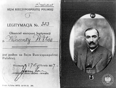 Duplikat legitymacji poselskiej Wincentego Witosa. Reprodukcja z wydawnictwa Krajowej Agencji Wydawniczej „Kronika Krakowska. Wincenty Witos”. Fot. ze zbiorów AIPN (IPNBU-1-4-5-5)
