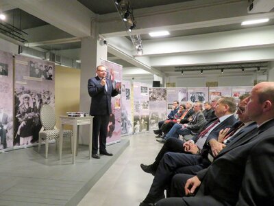 Postać księdza Jerzego przybliżył dr hab. Krzysztof Sychowicz, naczelnik OBBH IPN w Białymstoku