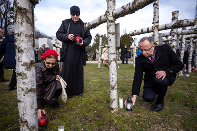 Obchody Narodowego Dnia Pamięci Żołnierzy Wyklętych na powązkowskiej „Łączce” – Warszawa, 1 marca 2024. Fot. Sławek Kasper (IPN)