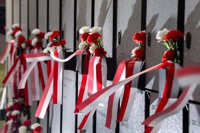 Obchody Narodowego Dnia Pamięci Żołnierzy Wyklętych na powązkowskiej „Łączce” – Warszawa, 1 marca 2024. Fot. Sławek Kasper (IPN)