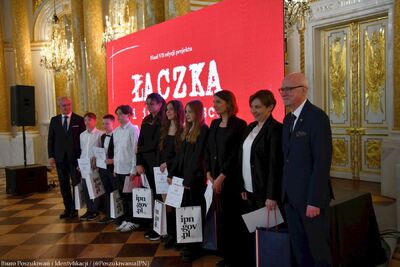 Finał VII edycji projektu edukacyjnego „Łączka i inne miejsca poszukiwań” na Zamku Królewskim w Warszawie – 24 kwietnia 2024. Fot. IPN