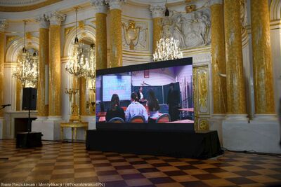 Finał VII edycji projektu edukacyjnego „Łączka i inne miejsca poszukiwań” na Zamku Królewskim w Warszawie – 24 kwietnia 2024. Fot. IPN