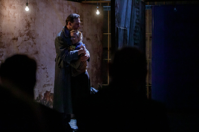 Pokaz spektaklu „Przez ścianę” – Warszawa, 24 kwietnia 2024. Fot. Sławek Kasper (IPN)