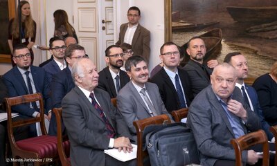 Konferencja „Dotyk Katynia. Zbrodnia Katyńska w perspektywie międzynarodowej. Polityka, tożsamość, narracje”  w Belwederze – 23 listopada 2017. Fot. Marcin Jurkiewicz (IPN)