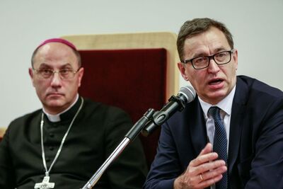 Konferencja prasowa na temat rozpoczęcia serii wydawniczej „Zapiski »Pro memoria« prymasa Stefana Wyszyńskiego” – Warszawa, 28 listopada 2017