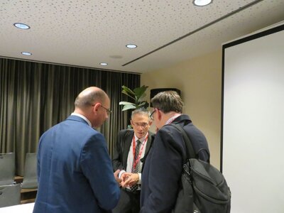 Od lewej: dr Mateusz Szpytma; Yossi Gevir, dyrektor Departamentu Spraw Zagranicznych Instytutu Yad Vashem; Maciej Pisarski, pełnomocnik ministra spraw zagranicznych ds. kontaktów z diasporą żydowską