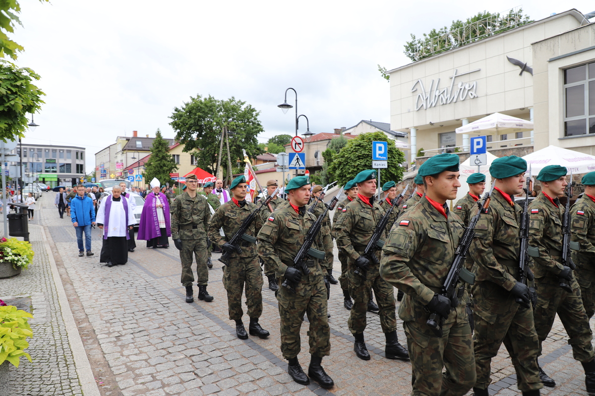 Uroczystości pogrzebowe ppor. Wacława Sobolewskiego ps. "Sęk", "Skała" - Augustów, 18 lipca 2022, Fot. Natalia Krzywicka Uroczystości pogrzebowe ppor. Wacława Sobolewskiego ps. "Sęk", "Skała" - Augustów, 18 lipca 2022, Fot. Natalia Krzywicka