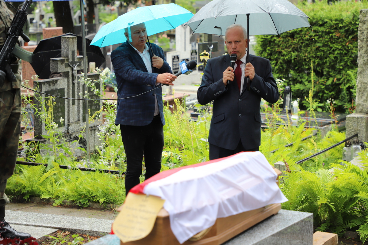 Uroczystości pogrzebowe ppor. Wacława Sobolewskiego ps. "Sęk", "Skała" - Augustów, 18 lipca 2022, Fot. Natalia Krzywicka Uroczystości pogrzebowe ppor. Wacława Sobolewskiego ps. "Sęk", "Skała" - Augustów, 18 lipca 2022, Fot. Natalia Krzywicka