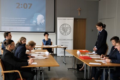 Walka drużyn IV i V LO