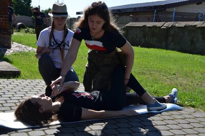 Krótka lekcja udzielania pierwszej pomocy