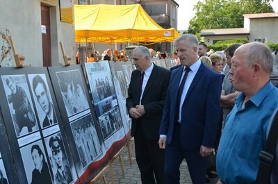 Ekspozycja wystawy tematycznej IPN